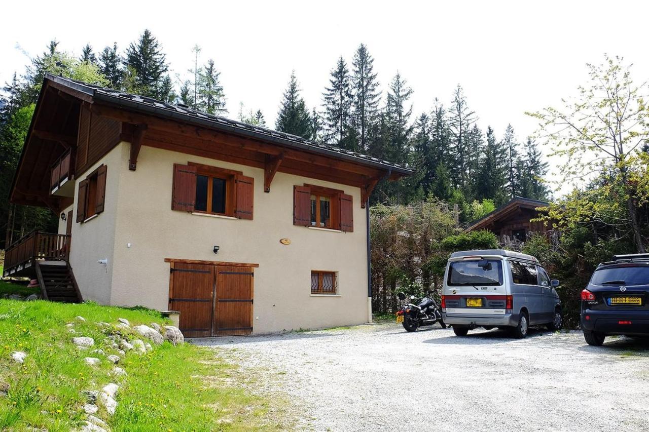 Chamonix Large Chalet, Sleeps 12, 200M2, 5 Bedroom, 4 Bathroom, Garden, Jacuzzi, Sauna エクステリア 写真