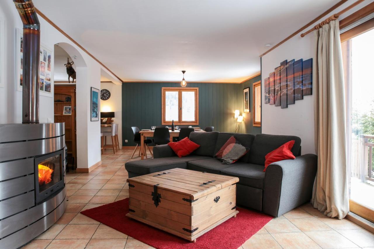 Chamonix Large Chalet, Sleeps 12, 200M2, 5 Bedroom, 4 Bathroom, Garden, Jacuzzi, Sauna エクステリア 写真