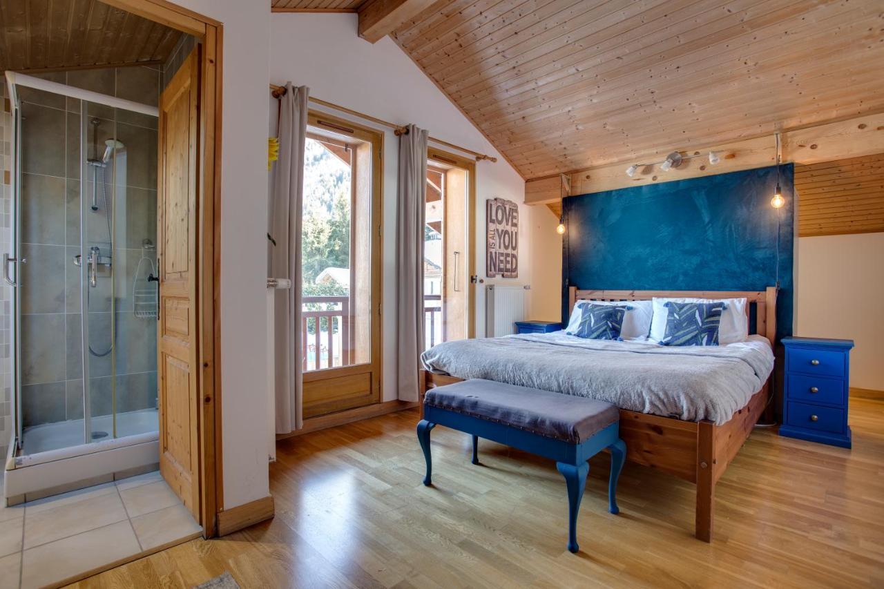 Chamonix Large Chalet, Sleeps 12, 200M2, 5 Bedroom, 4 Bathroom, Garden, Jacuzzi, Sauna エクステリア 写真